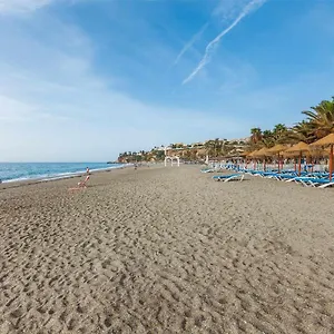 https://an-burriana-beach-nerja.hotelsinnerja.org