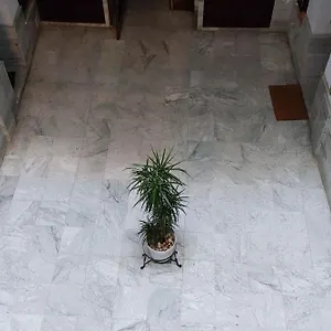 https://benjumeda-suites.hotelsincadiz.net